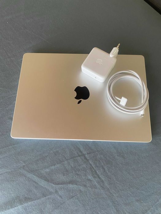 MacBook Pro 14&quot; M3 Pro 36GB/512GB • AppleCare until 2027 • All Original Items64283959949315120