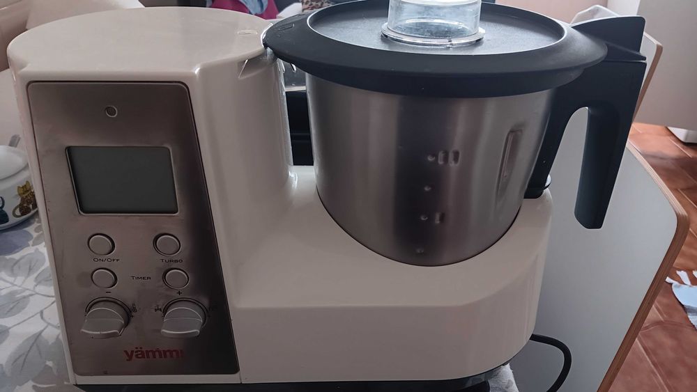 Robot de cozinha yammi 1 - pouco usado