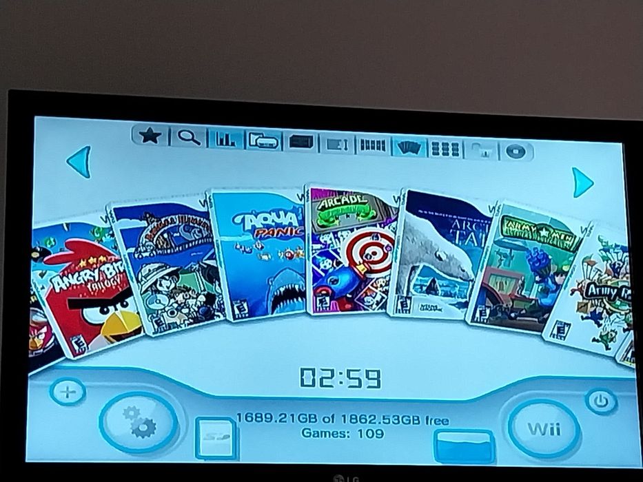 Wii desbloqueada  com vários extras,aceito propostas de trocas.