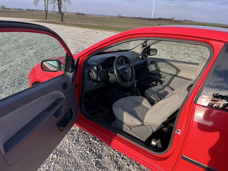 Ford fiesta mk5 benzyna!!