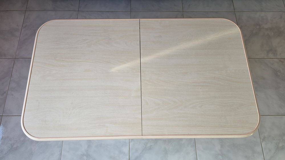 Mesa de Sala com Arrumação