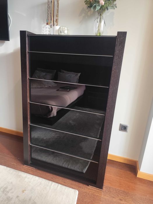 Mobília de Quarto Casal Wengué – Cama 1,60m + Mesas + Camiseiro