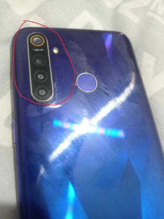 Realme 5 Pro 4/128GB Violet (наклеено защитное стекло)