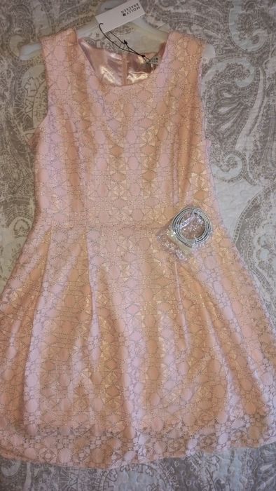 Vestido Molly Bracken novo