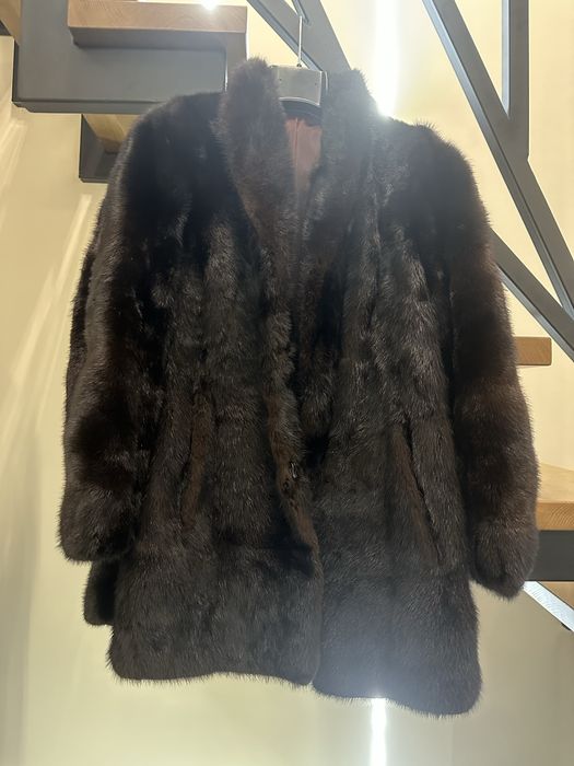 Вінтажні норкові шуби