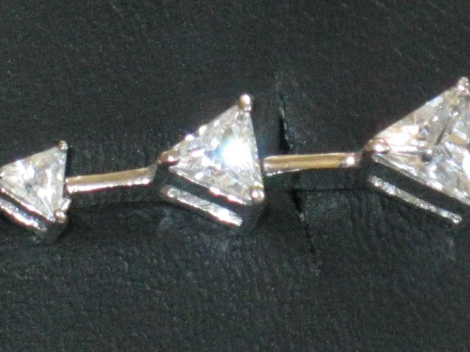 Brincos Prata Maciça de Lei 925`/.. C/Contraste