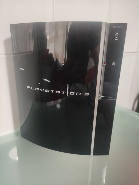 PS3 + 5 games + 4 controllers64286044516611121