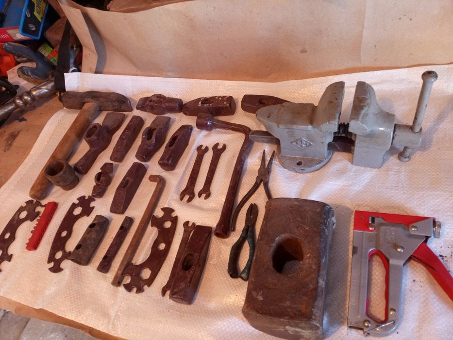 Інструменти для роботи