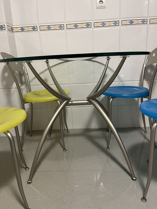 Mesa cozinha vidro + 4 cadeiras