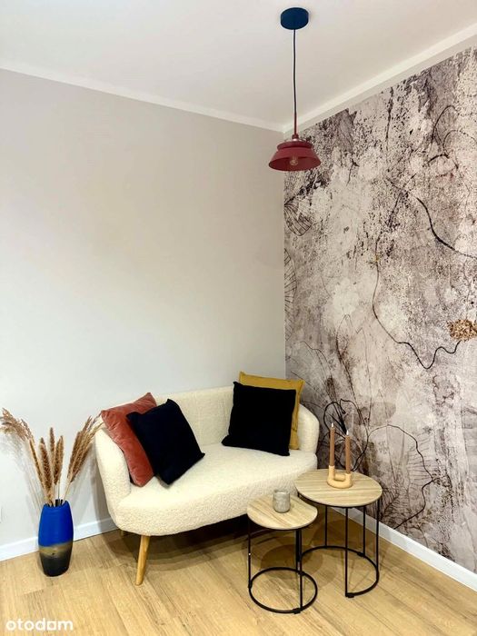 Świeżo Po Remoncie | 45M2 | Duży Balkon 6 M²