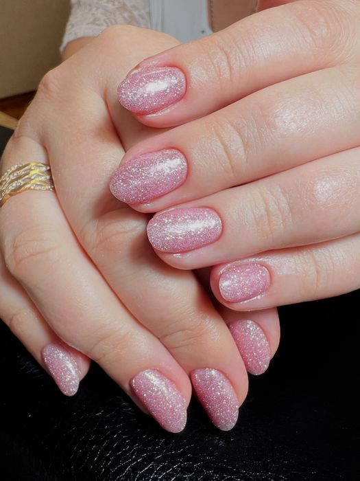 Наращивание ногтей