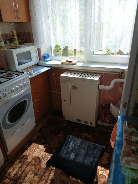 Здам кімнату для однієї дівчини.