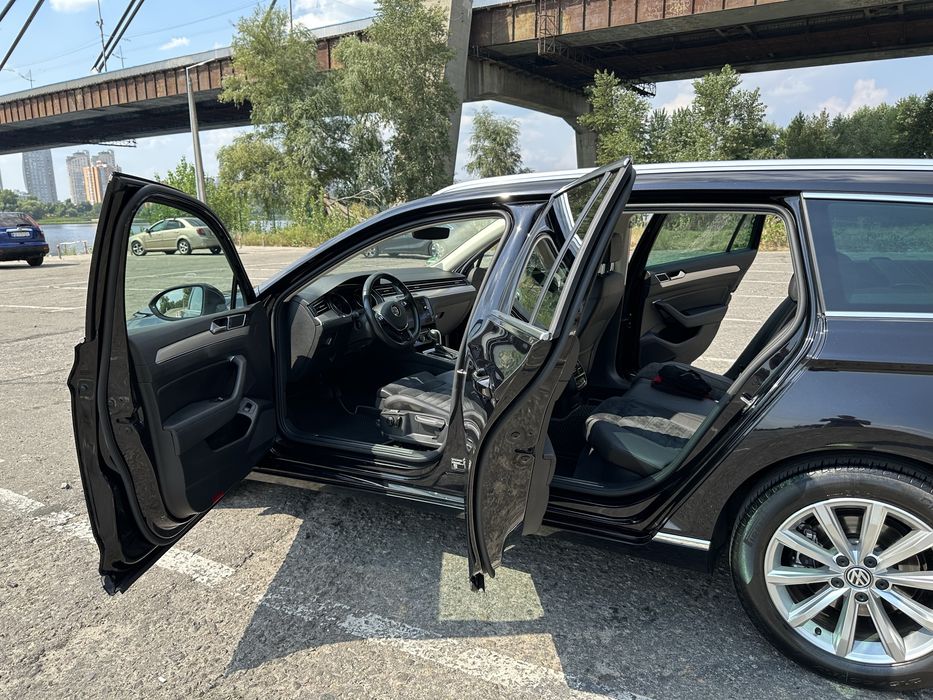 Volkswagen Passat 2017 VIN WVWZZZ3CZJE118062 фото оголошення 13 з 14