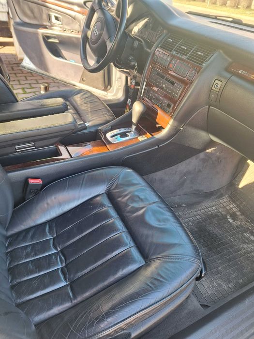 Audi A8 D2 Doinewstowane