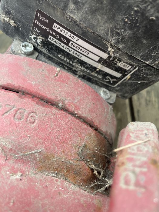 Pompa grundfos ups 50-180 f 280 model c ups 32-30-f