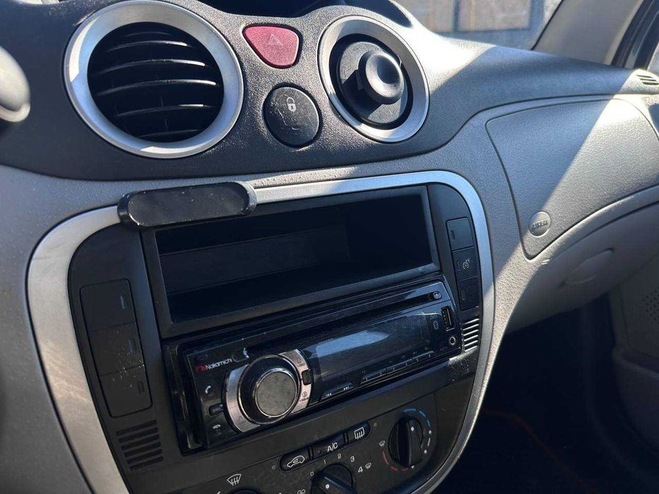Citroen С3 2008 року 1.4 Газ/Бензин АКПП Кредит/Лізинг/Обмін