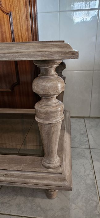 Mesa de centro, com tampos em vidro