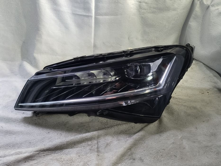 Lampa lewa Skoda Superb III 3 Lift Europa reflektor przedni lewy