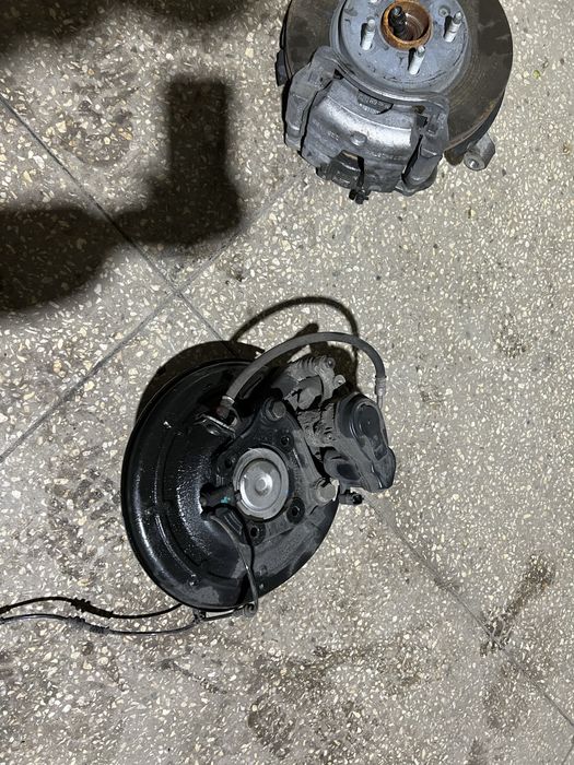 Кулак супорт ступиця привод диск гальма ручник chevrolet bolt euv 2023