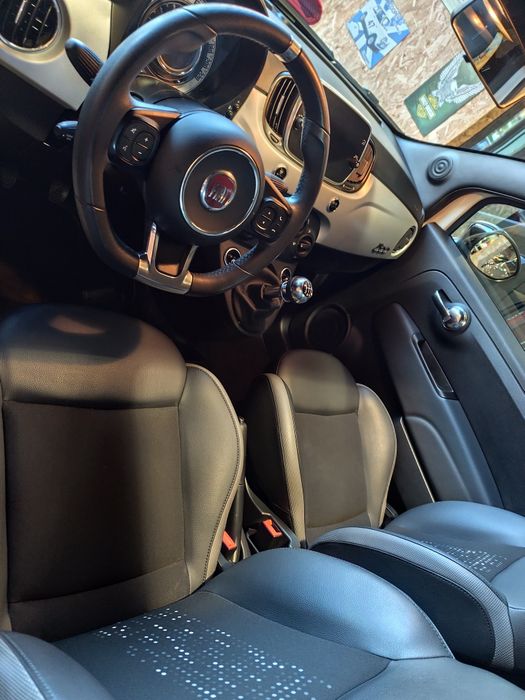 Fiat 500 1.0 Hybrid Sport com teto panorâmico Eletrico