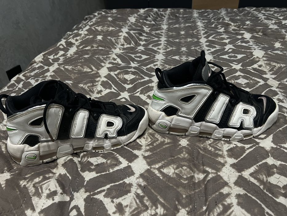 Кросівки Nike Air More Uptempo Black White.