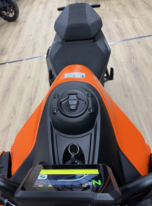 KTM Super Duke 990 Hakrapovic