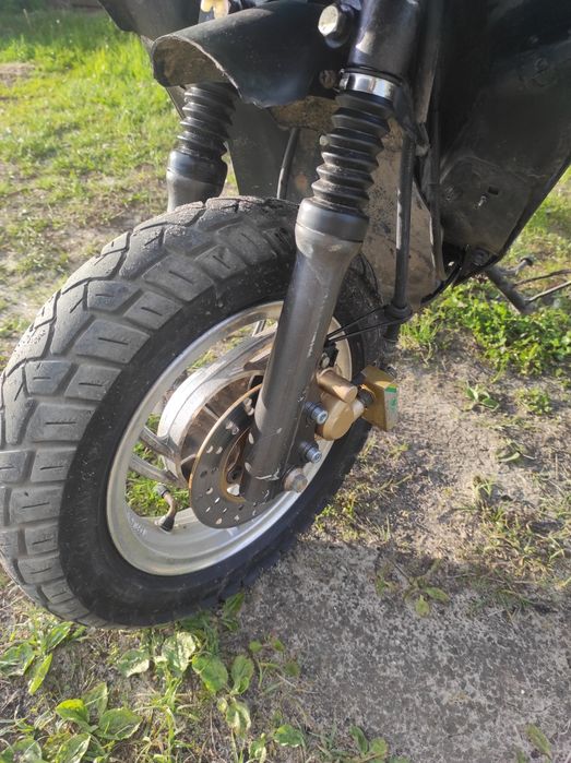 Скутер  80   кубов  б / у