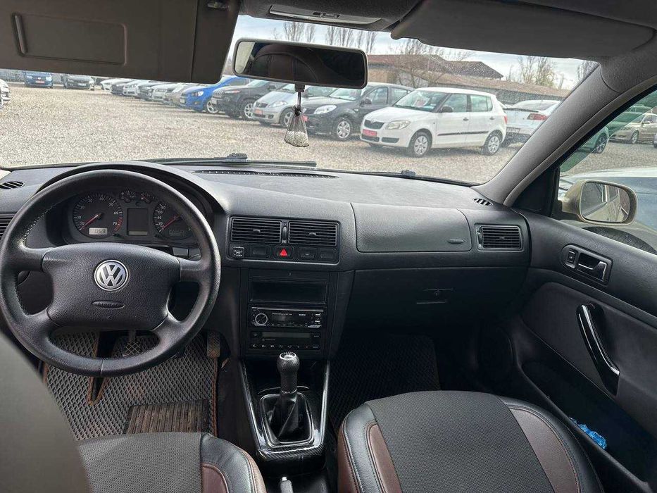 Volkswagen Golf 2003 IV покоління 1,6 MPI