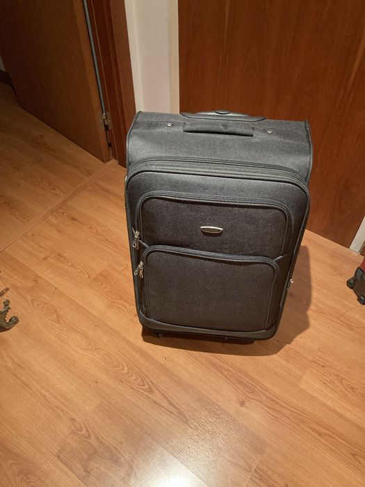 Mala viagem  tamanho grande marca Hossoni