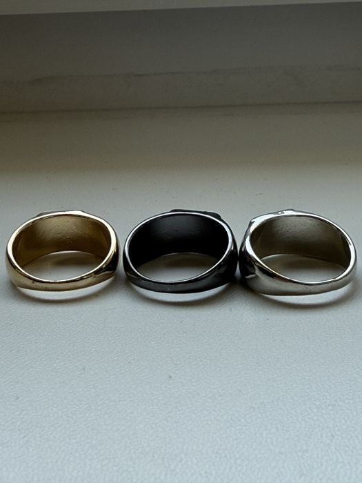 3 Sygnety - złoty, czarny, srebrny