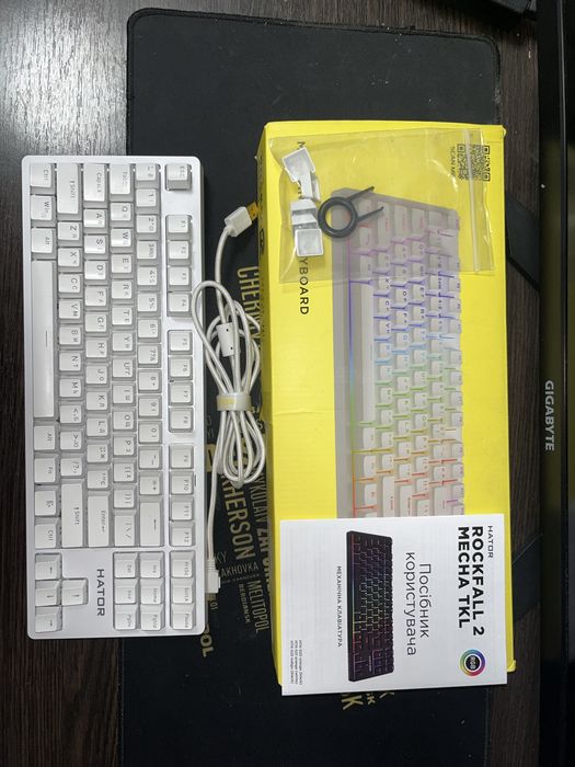 Клавятура Hator Rockffol Mecha Tkl orange switch