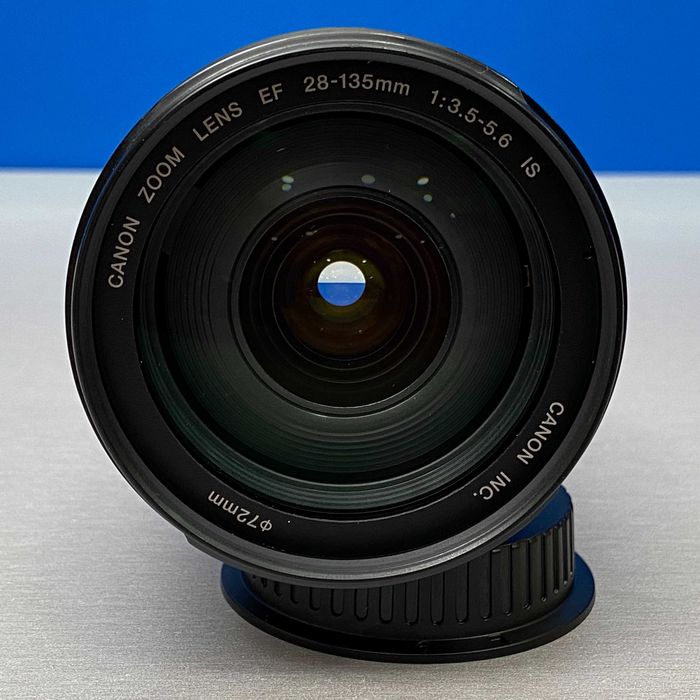 Canon EF 28-135mm f/3.5-5.6 IS USM