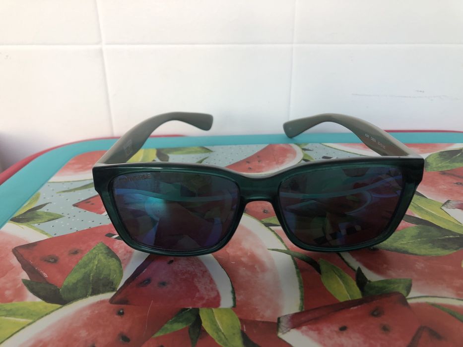 Oculos sol Converse