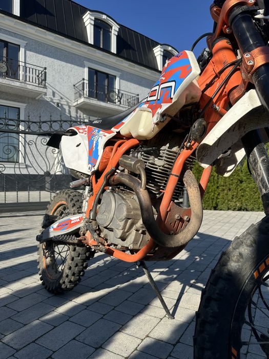 Мотоцикл GEON TERRAX 250