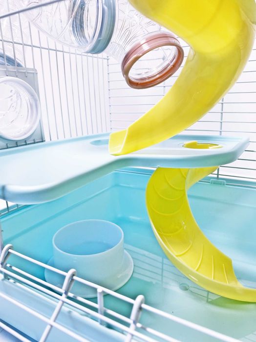 Красивая 3хэтажная клетка с туннелями для хомяка. AV3502. 35x28 x41cm