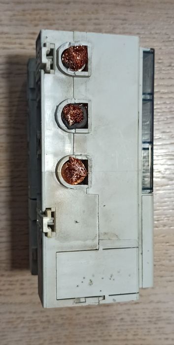Włącznik rozłącznik Legrand 60947-3