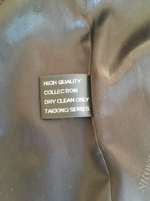 Куртка жіноча шкіряна