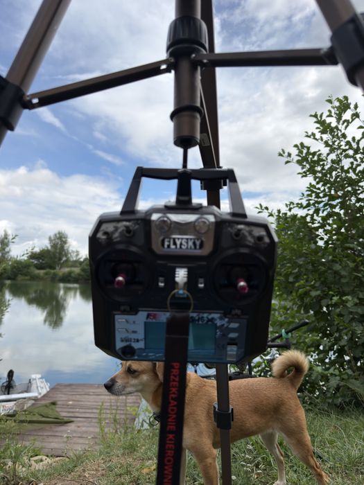 Lódka zanetowa echo gps toslon