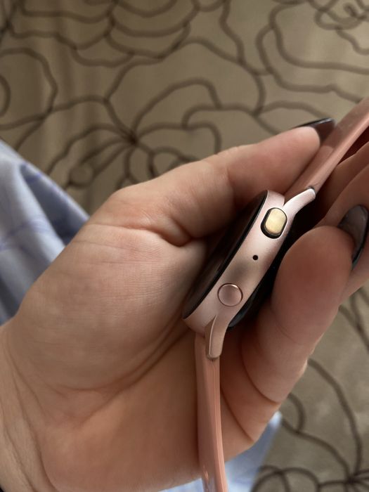 Смарт годинник Samsung Active 2