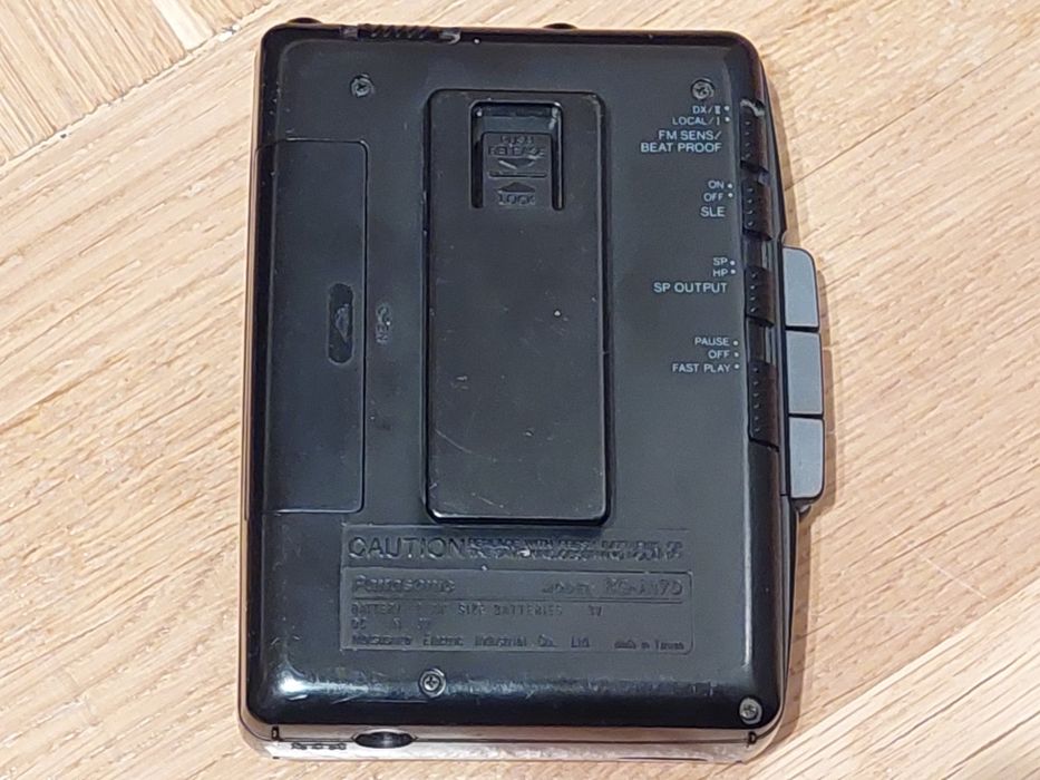 Кассетный плеер/диктофон Panasonic RQ-A170 с радио