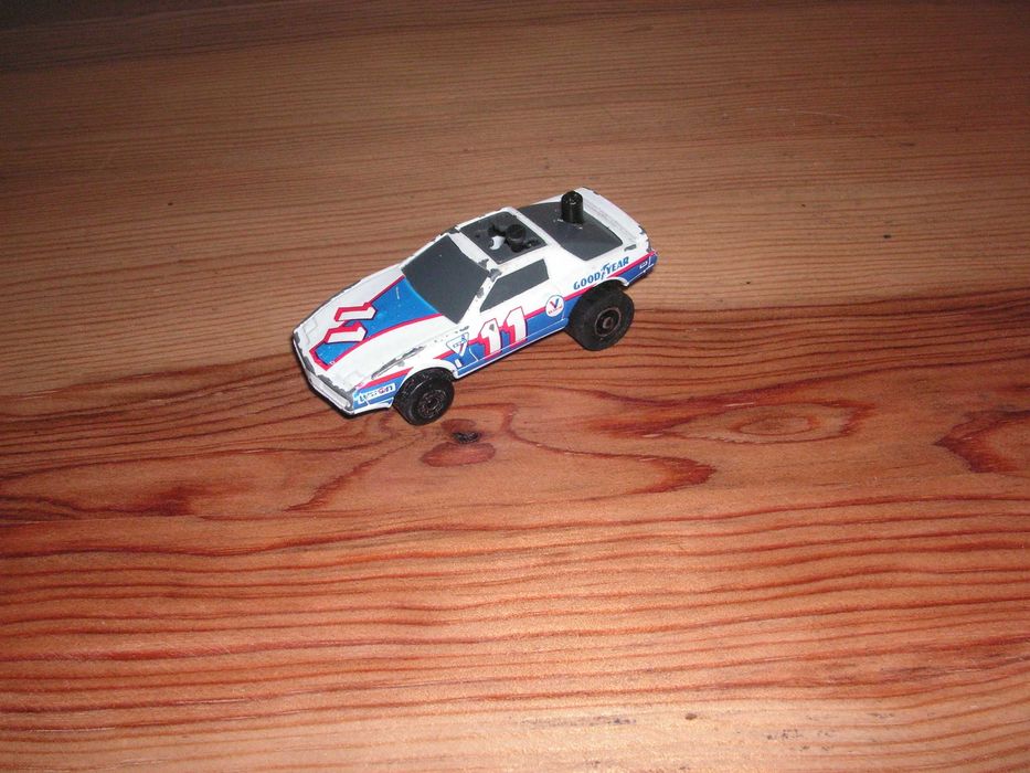 Carros Miniaturas Matchbox, Hot Wheels e Poliguri ( Táxi )