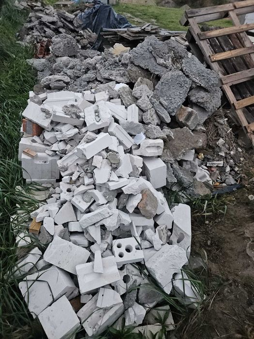 Oddam gruz/beton