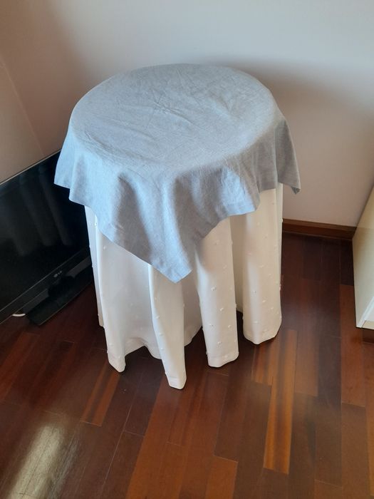 Camilha ou mesinha de apoio