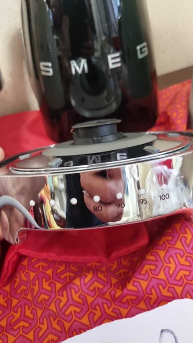 Електрочайник SMEG, (Великобританіz) виставковий екземпляр+бв