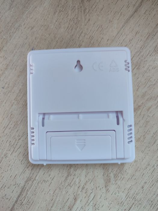 Цифровий кімнатний термометр, гігрометр