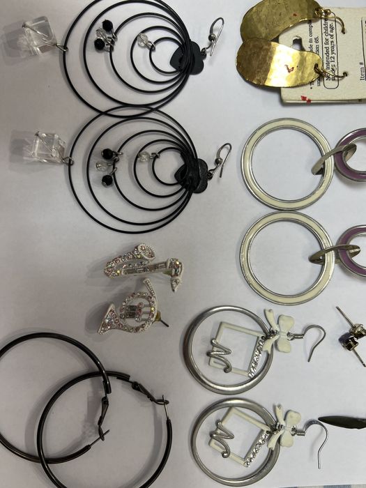 Серьги бижутерия