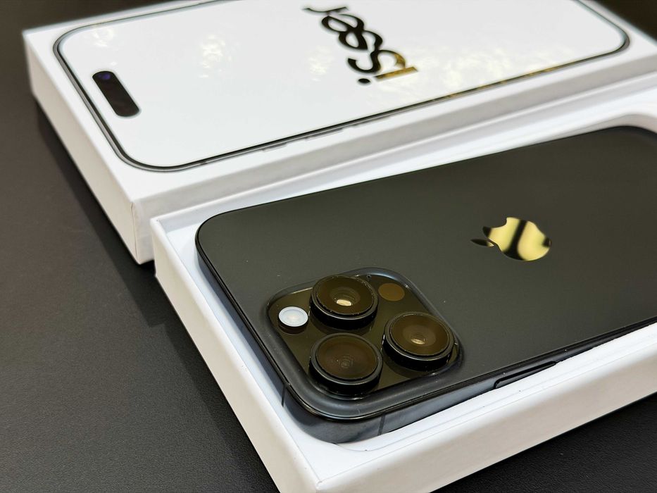 iPhone 16 Pro Max 256GB • BAT 100% • eSIM • RATY 0% • Czarny