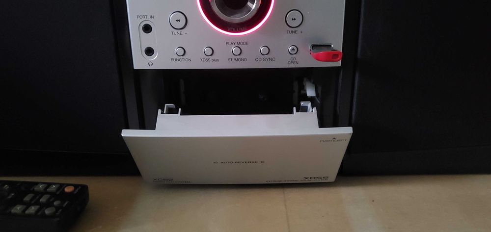 Музичний центр LG XC-U62X 60W диск + кассета + радио + USB + AUX