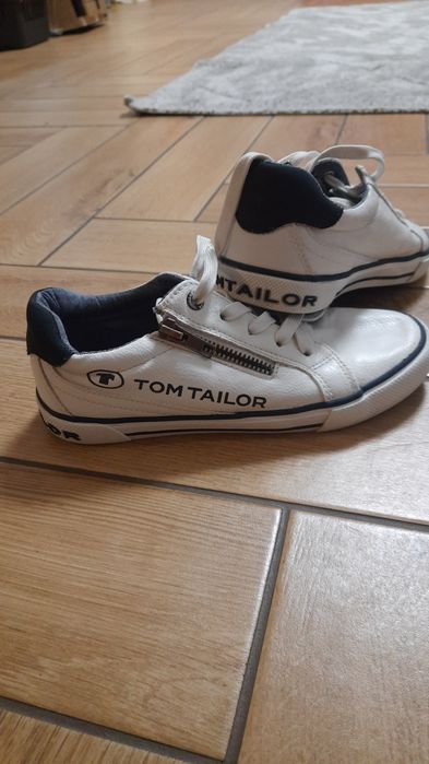 Trampki chłopięce roz 33