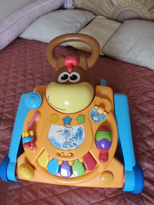 Brinquedo para bebé aprender a andar